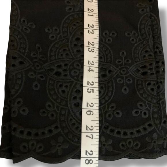 Chico's Pants NWT Size 2 (12) So Slimming Brigitte Slim Leg Eyelet Scallop Hem - Picture 9 of 9